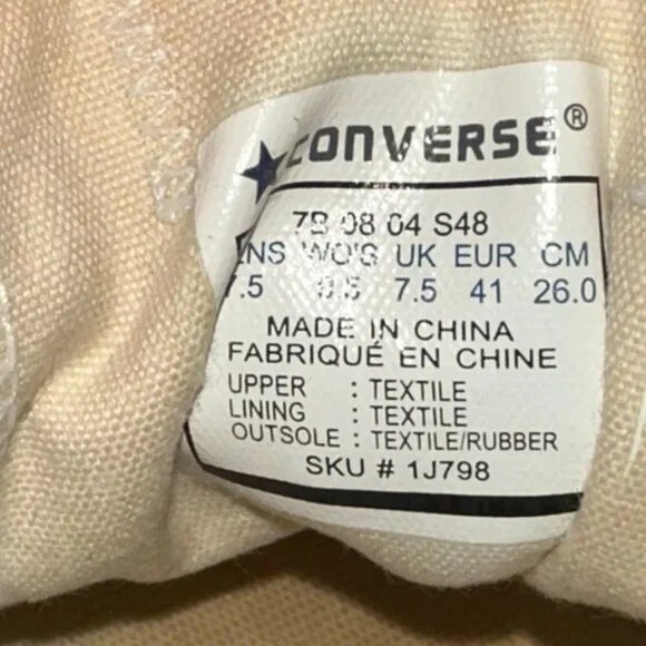 Converse Chuck Taylor Low Canvas Trainers  Size  M 7.5  W 8.5   1J798 - Picture 11 of 11